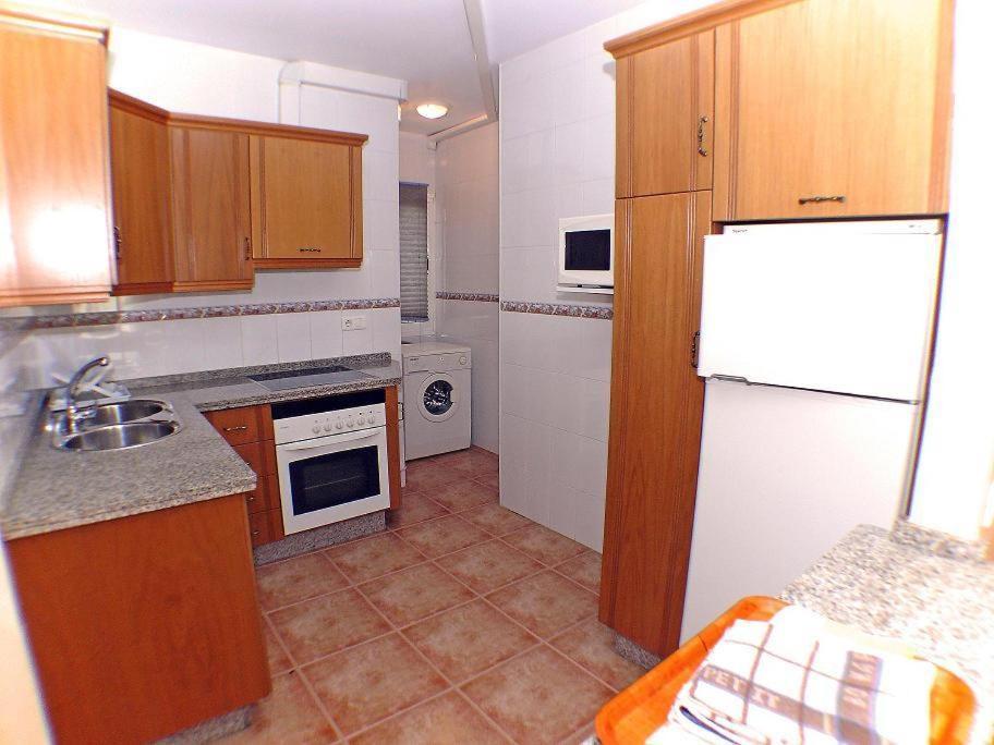 Apartamentos La Casa Del Barrio 마로 객실 사진