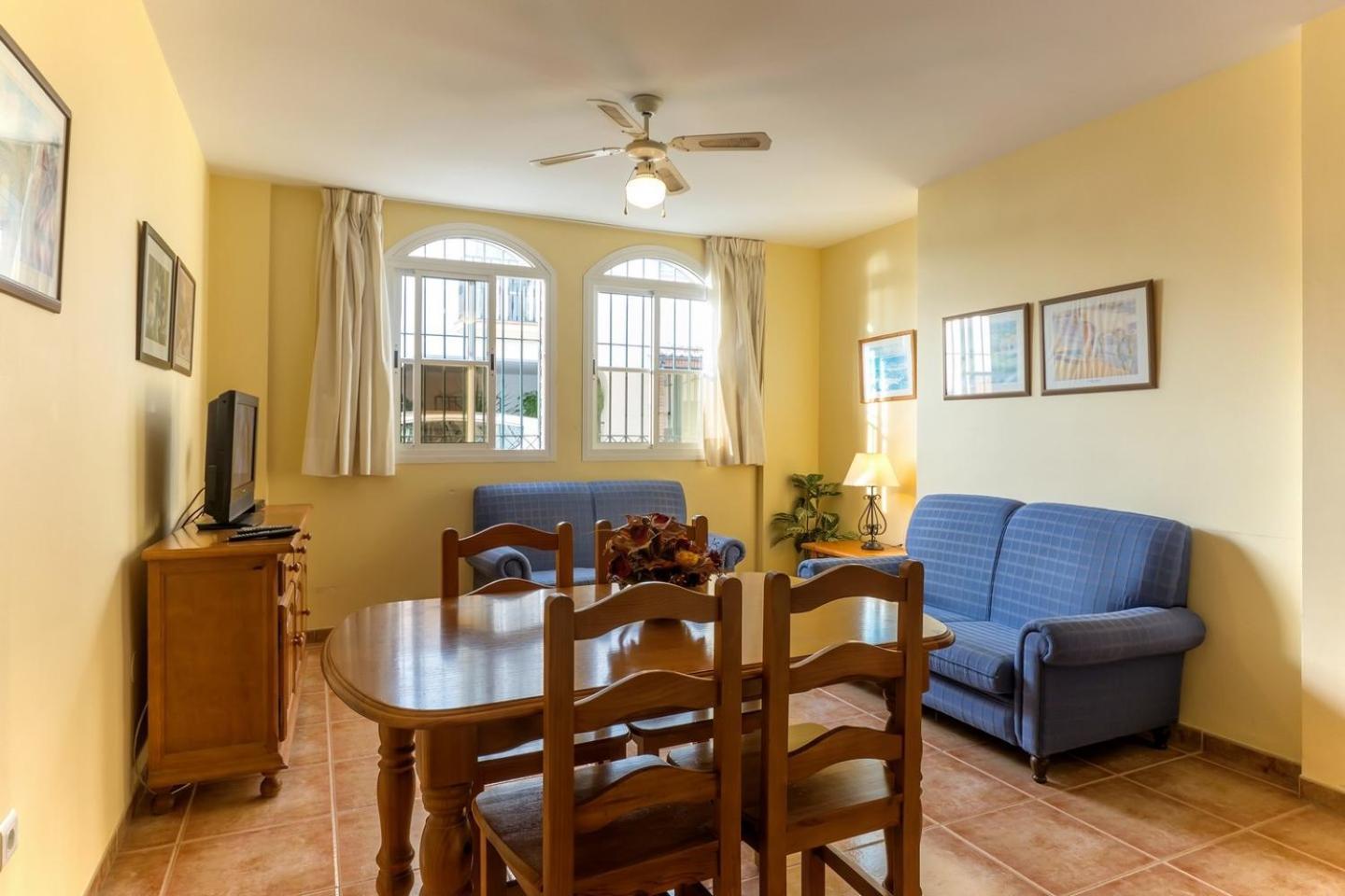 Apartamentos La Casa Del Barrio 마로 외부 사진